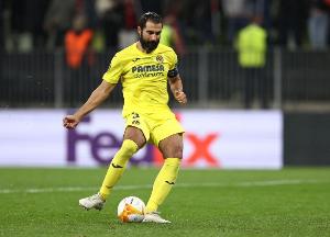 开云体育-39岁阿尔比奥尔：还不考虑退役&amp;希望留在黄潜踢球 进欧冠是目标