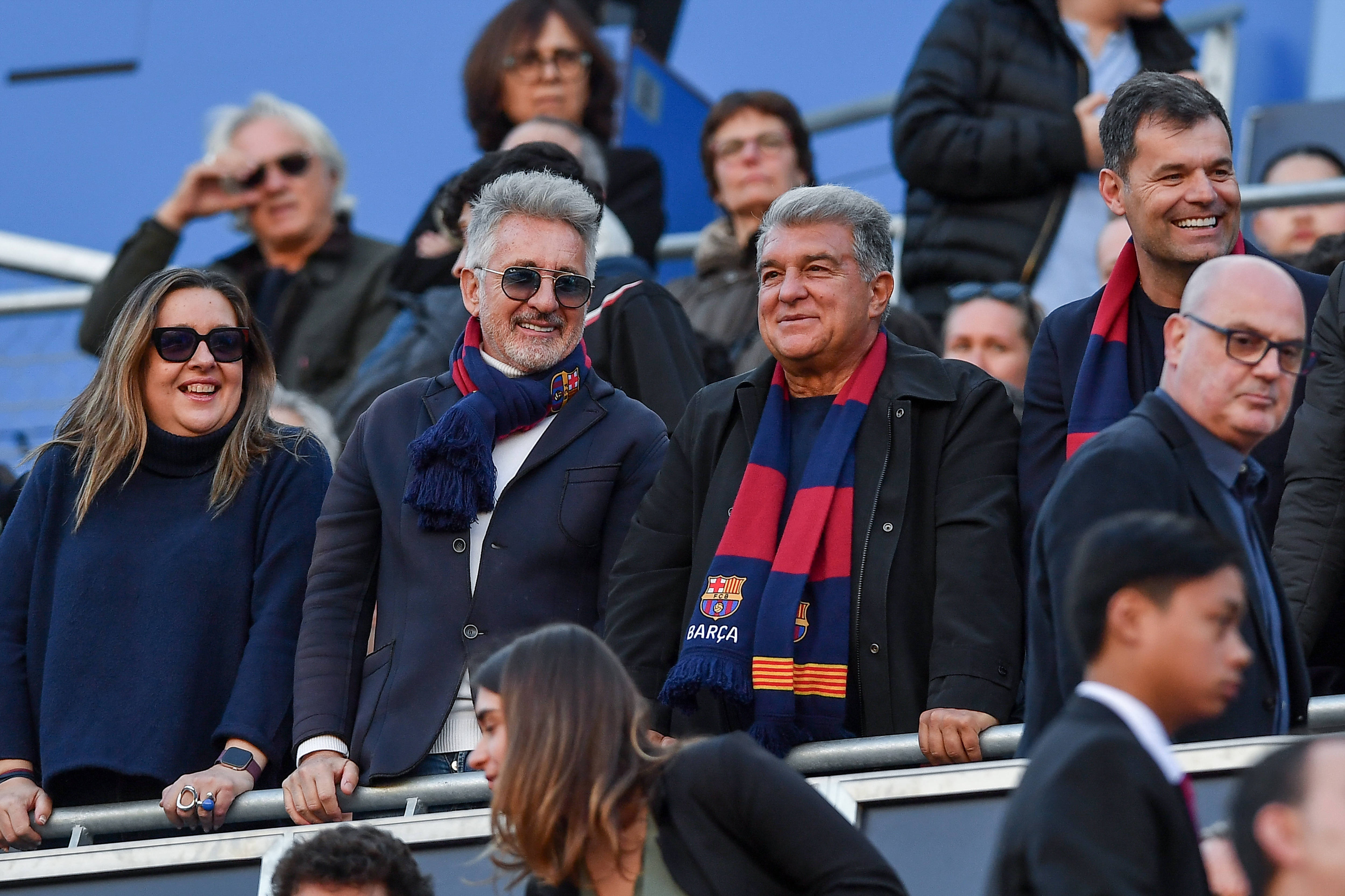 开云体育平台-拉波尔塔谈梅西：西甲从未给我们最终许可 哈维的观点偏离事实